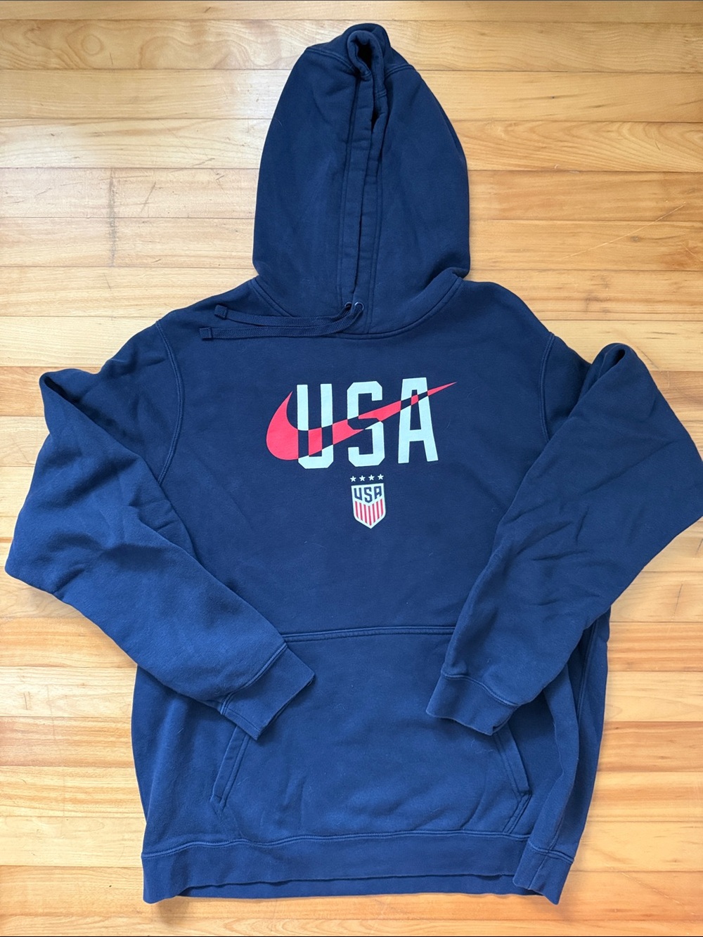Large Nike Navy Hoodie with USA Graphic